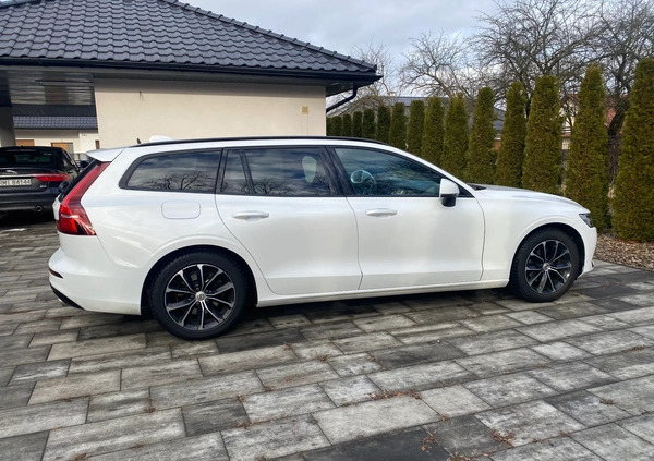 Volvo V60 cena 75800 przebieg: 118000, rok produkcji 2018 z Mielec małe 352